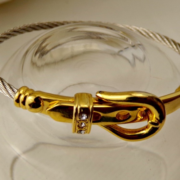 Bracelet Cable  with Gold tone & Rhinestone Buckle - Picture 3 of 4